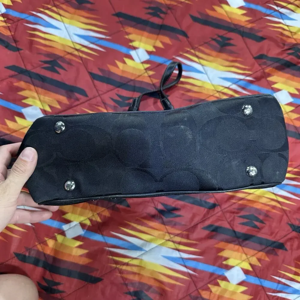 Coach faded black